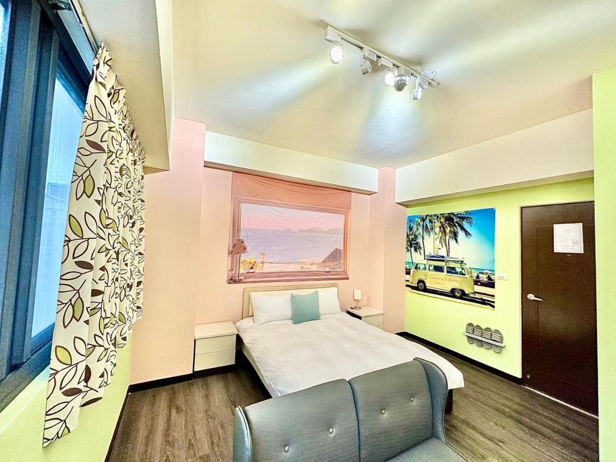 Ferienwohnung 一中北極熊 Taichung Exterior foto