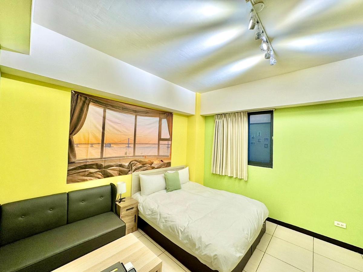 Ferienwohnung 一中北極熊 Taichung Exterior foto