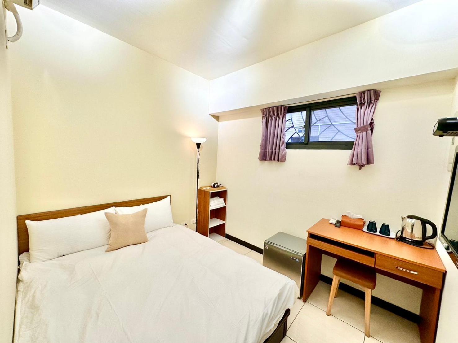 Ferienwohnung 一中北極熊 Taichung Exterior foto
