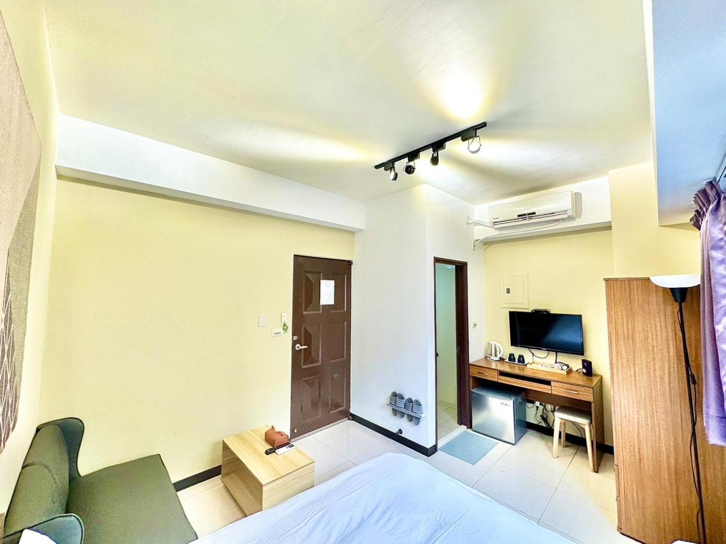 Ferienwohnung 一中北極熊 Taichung Exterior foto